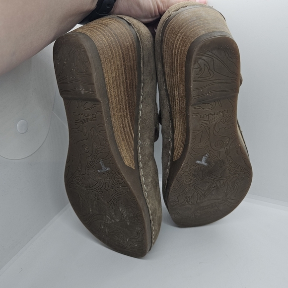 Dansko tan taupe suede Sandra mary jane wedges size 41 - Picture 8 of 10